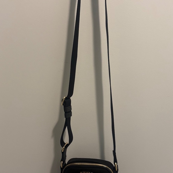 Nearly new Tumi crossbody bag - Picture 3 of 7